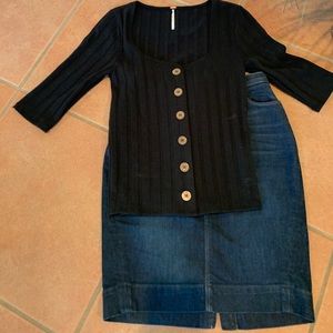 Free People short sleeve black top size Small
